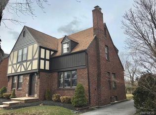 120 Highland Pkwy, Buffalo, NY 14223