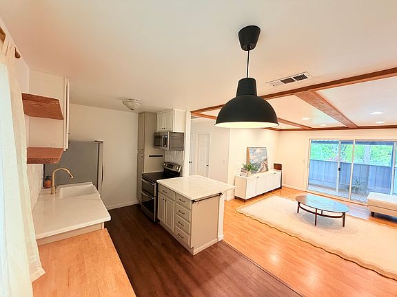 4th image of 14245 Lora Dr APT 16