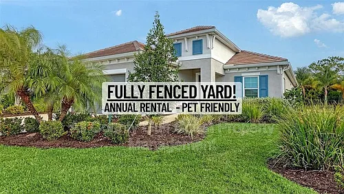 10194 Canaveral Cir Photo 1