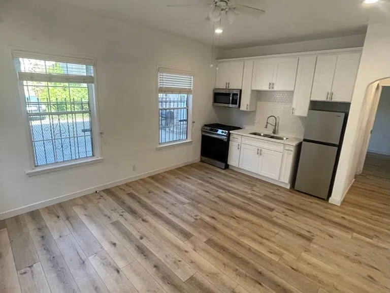 6439 Orange Street — Photo 19