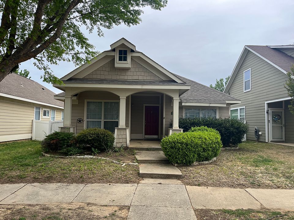 1st image of 9908 Concord Dr