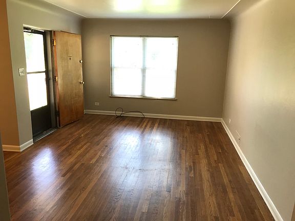 3rd image of 761 Clermont St