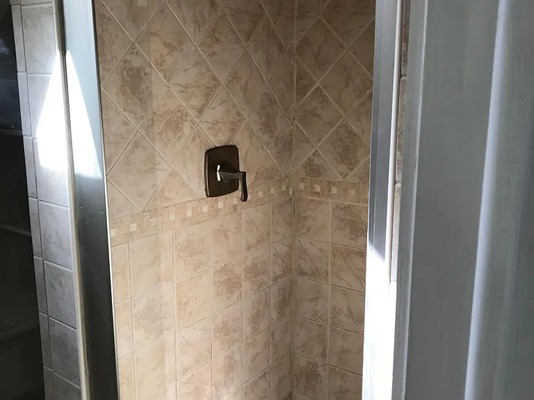 7400 Holcomb Rd — Photo 14