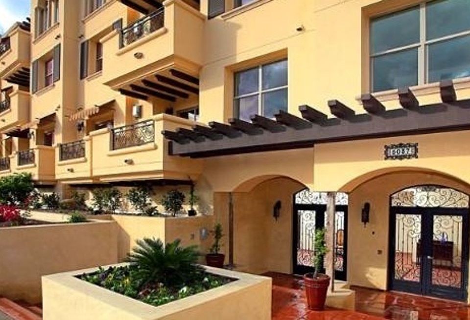 1st image of 5037 Rosewood Ave APT 308