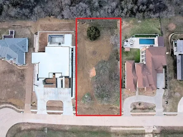 3168 Sanctuary Dr, Grand Prairie, TX 75052
