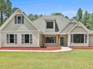 242 Roberts Pond Rd, Senoia, GA 30276