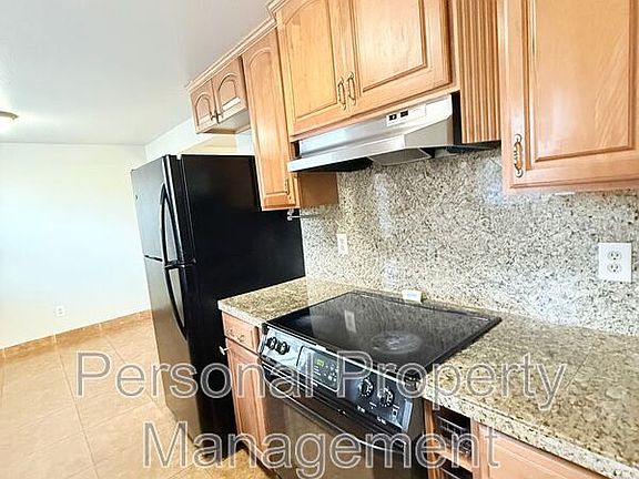 3rd image of 1109 NW Westridge St
