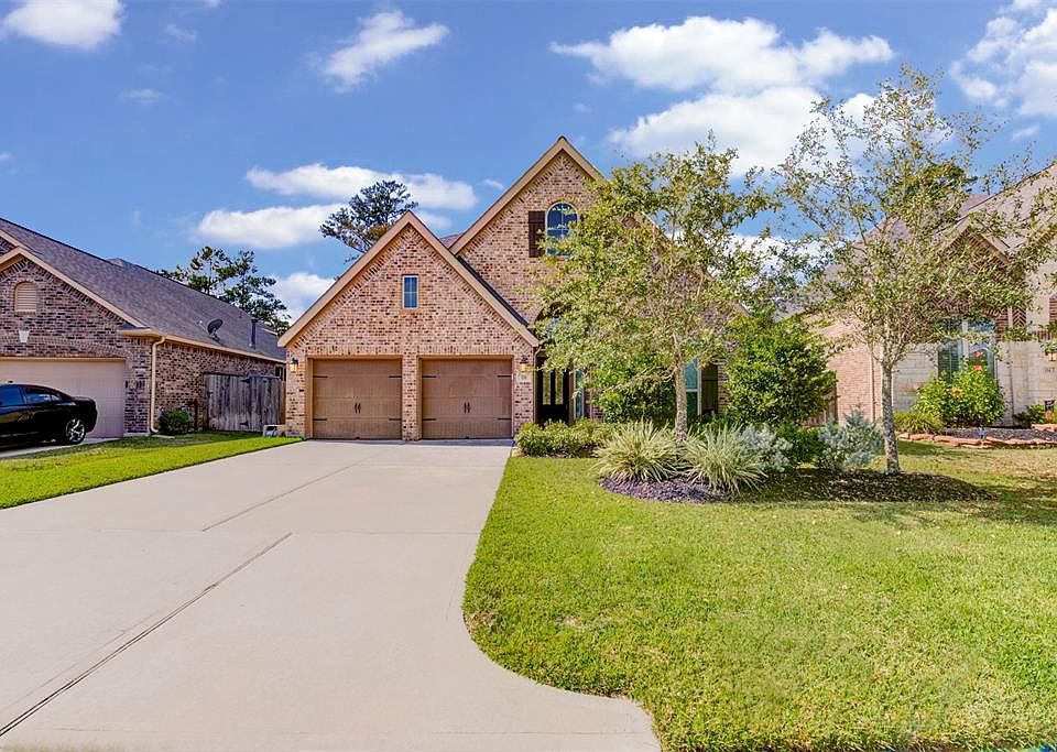 1st image of 158 Pine Crest Cir