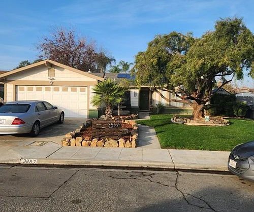 3897 N Forestiere Ave Photo 1