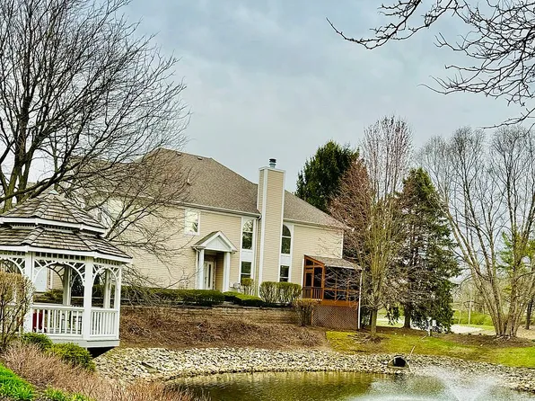 1007 Middleton Pl, Lisle, IL 60532