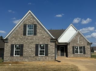 8960 Acorn Cv, Southaven, MS 38671