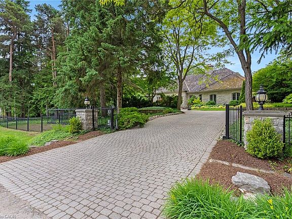 2nd image of 101 Deerpath Rd