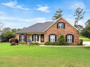 103 Pine Hill Dr, Anniston, AL 36207