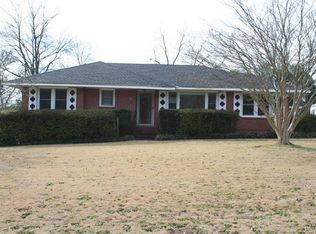 4011 Acacia Dr, Columbus, GA 31904
