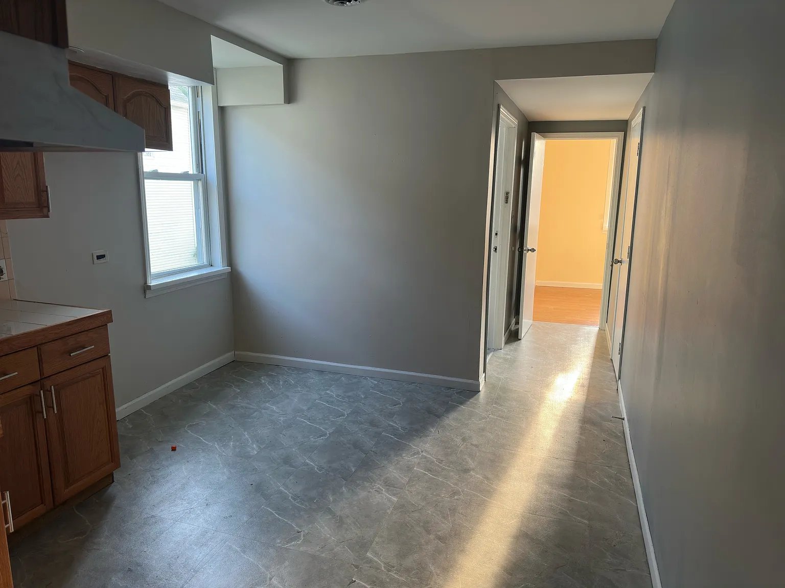 3 bed, $1,500 — Photo 1