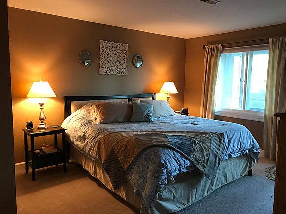 4th image of 520 SE Columbia River Dr APT 228