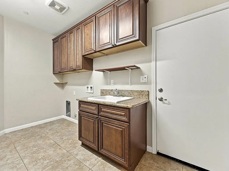 805 Mulberry St — Photo 23