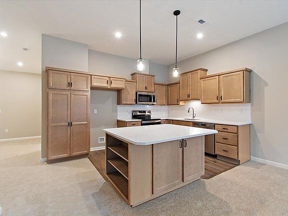 3rd image of 4716 Bentwood Hills Dr #6-303