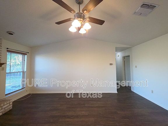 5th image of 304 McClendon Dr