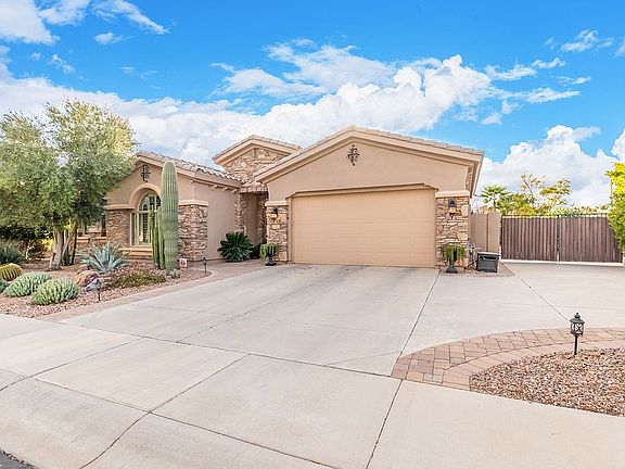 2nd image of 5062 S Pinnacle Pl