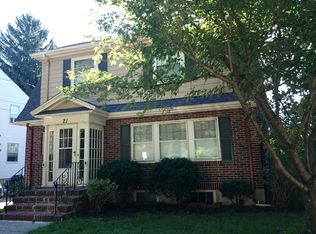21 Vincent Rd, West Roxbury, MA 02132