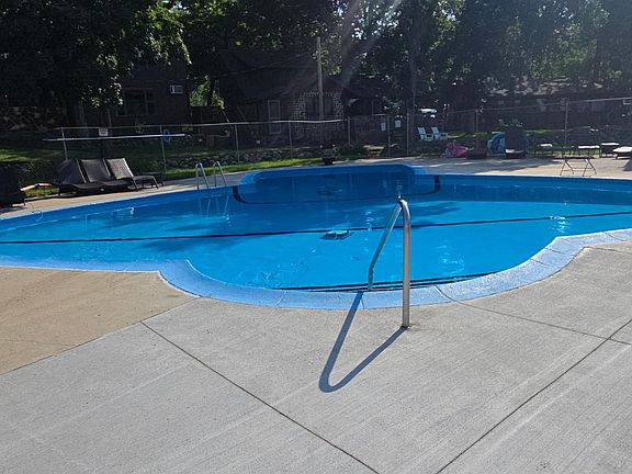 4th image of 321 Park Lake Blvd #308
