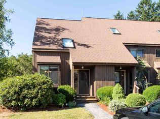 27 Spring Cove Rd, Nashua, NH 03062