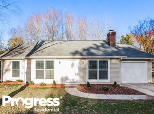 9426 Marshbrooke Rd, Matthews, NC 28105