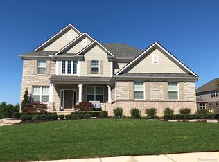 22860 Ronway Ln, Lyon Township, MI
