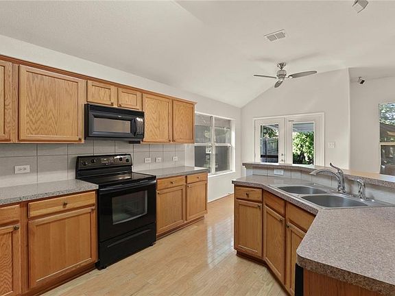 5th image of 5716 Calf Creek Dr