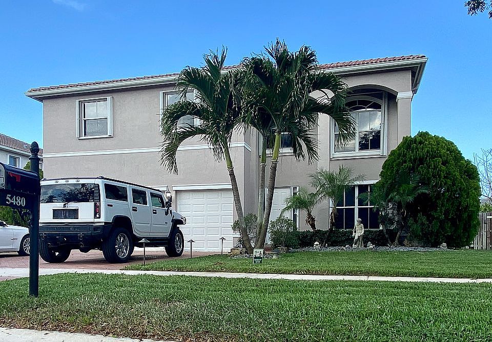 1st image of 5480 SW 104th Ter