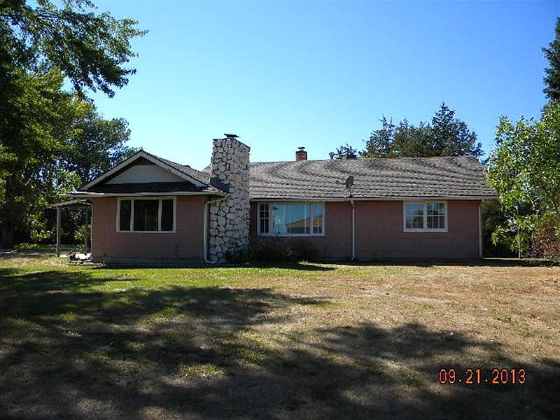 2nd image of 13644 W North River Rd