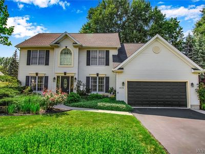 6820 Forestview Dr, Lockport, NY, 14094