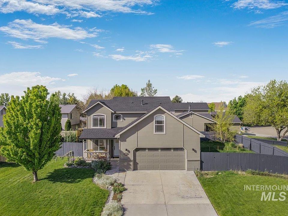 1st image of 16451 Rainbow Dr