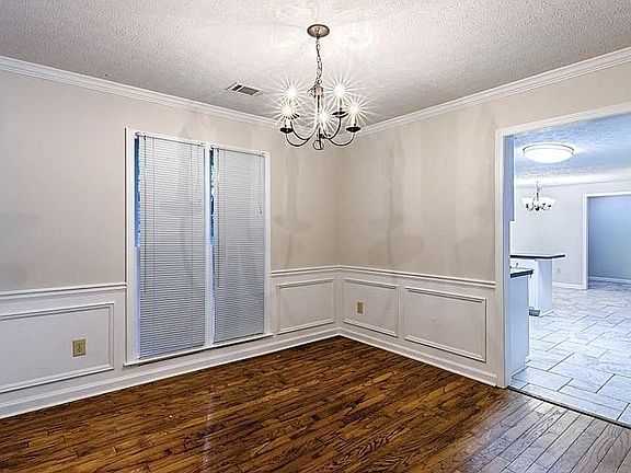 5th image of 4214 E Emerald Dr NW