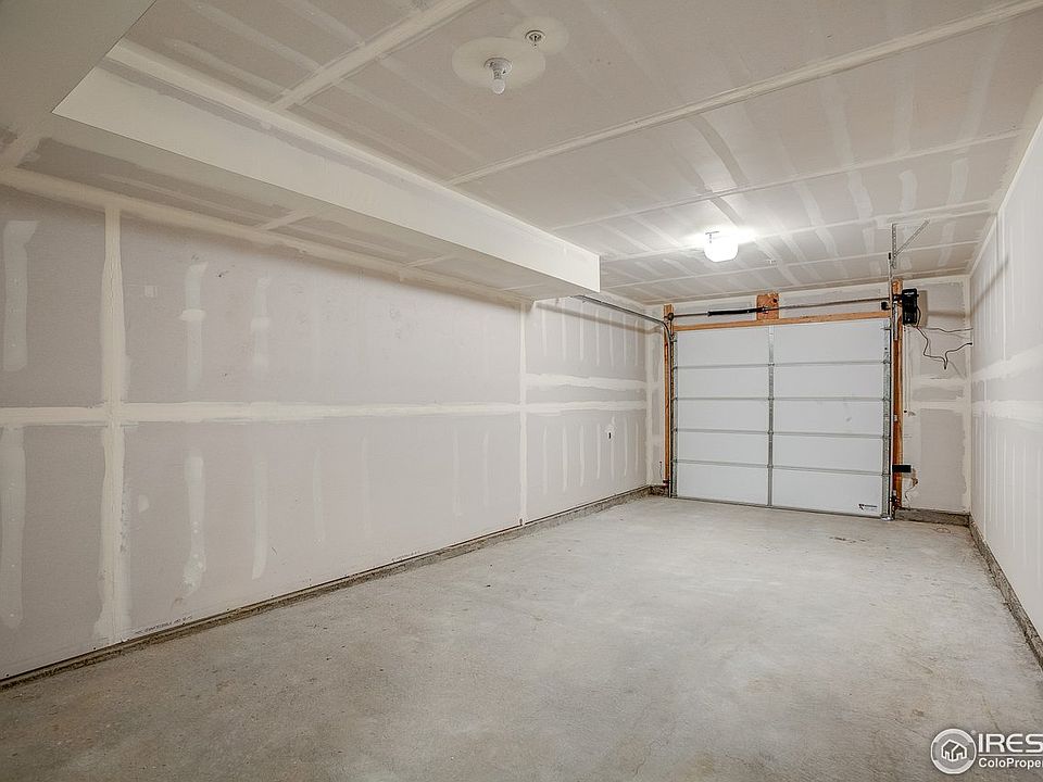Oversized one car attached garage