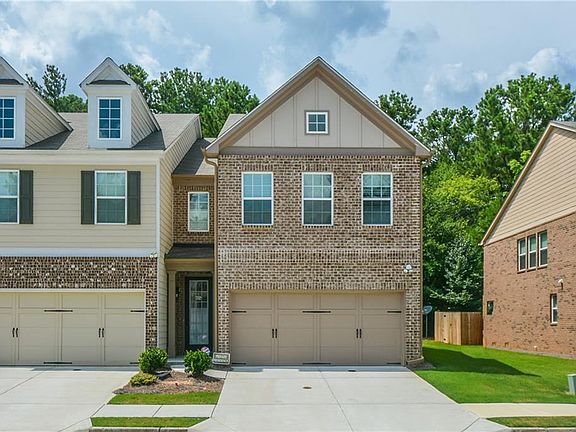 2nd image of 3135 Clear View Dr