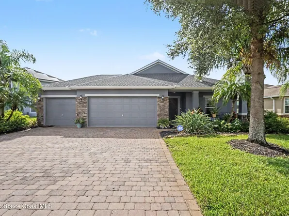 132 Broyles Dr SE, Palm Bay, FL 32909
