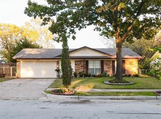 149 Edgewood Dr, Lewisville, TX 75067