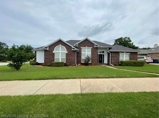 1801 Fianna Way, Fort Smith, AR 72908