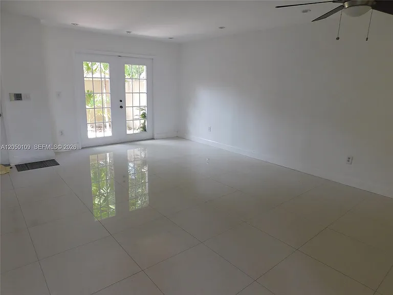 11648 SW 91st Ter #11648 — Photo 11