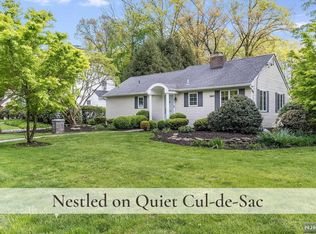 210 Orchard Pl, Ridgewood, NJ 07450