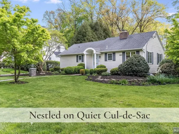 210 Orchard Pl, Ridgewood, NJ 07450