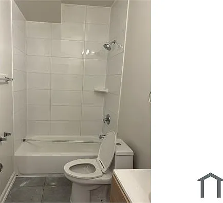 1910 I St NE #8 — Photo 11