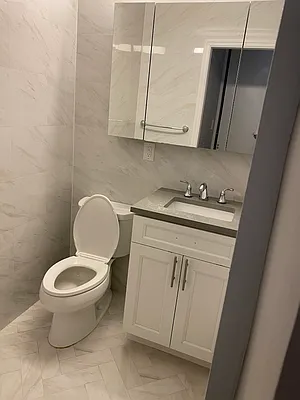 Rented by UES Management | media 4