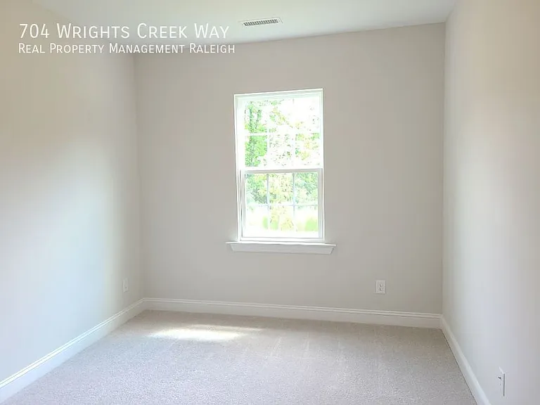 704 Wrights Creek Way — Photo 11