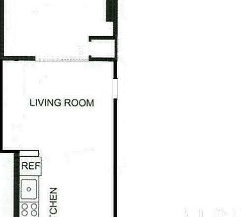 2nd image of 326 E 94th St #3E