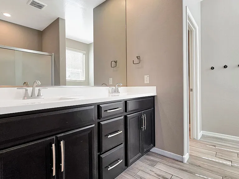 17156 W Lincoln St — Photo 18