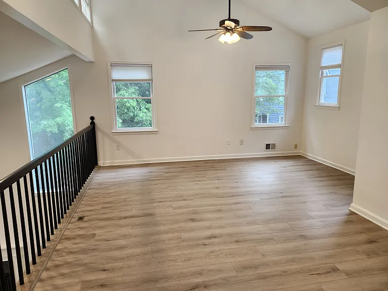 Expansive loft