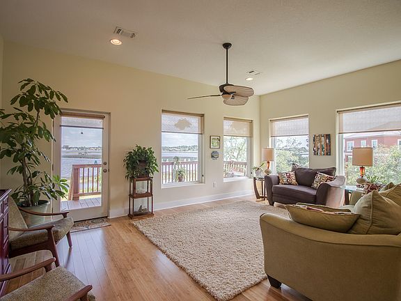 5th image of 6012 Montacilla Cir
